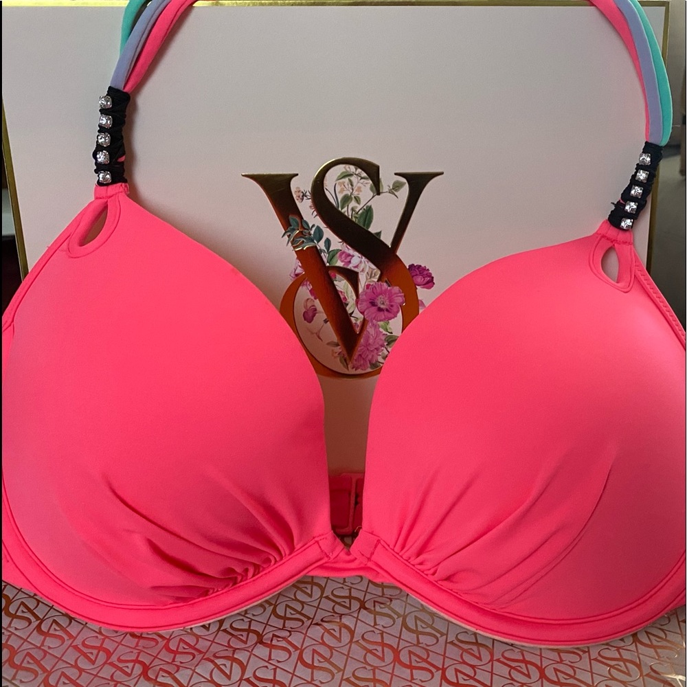 Victoria’s Secret bikini top
